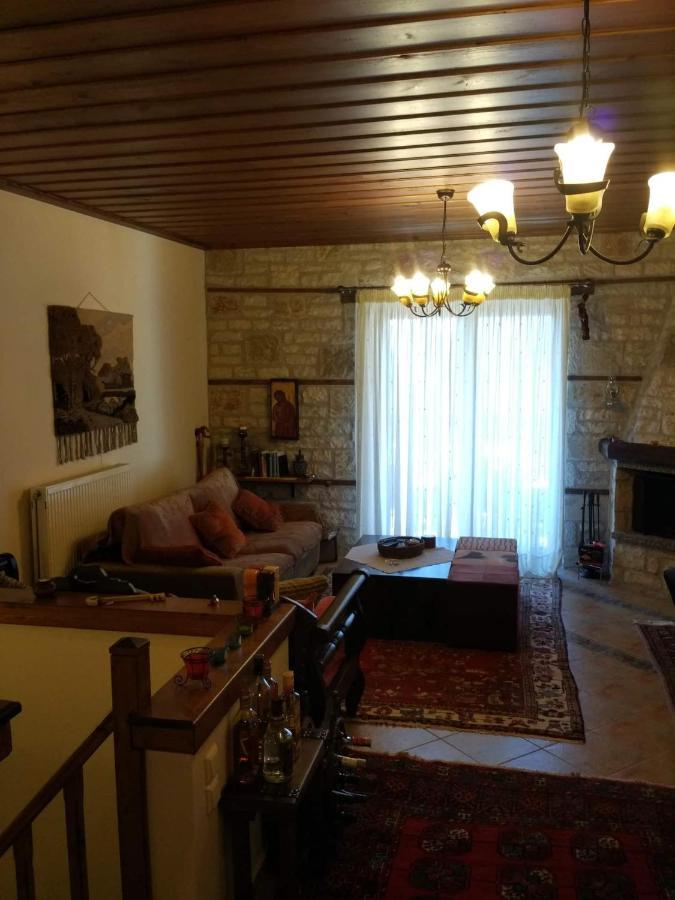 La Casa Di Pietra Holiday home Karpenisi